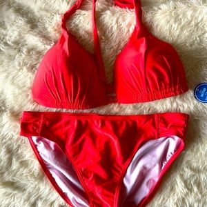 Never worn 2 piece halter bikini